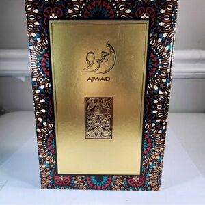 Ajwad Eau De Parfum By Lattafa Unisex, Spray 2.0 Oz